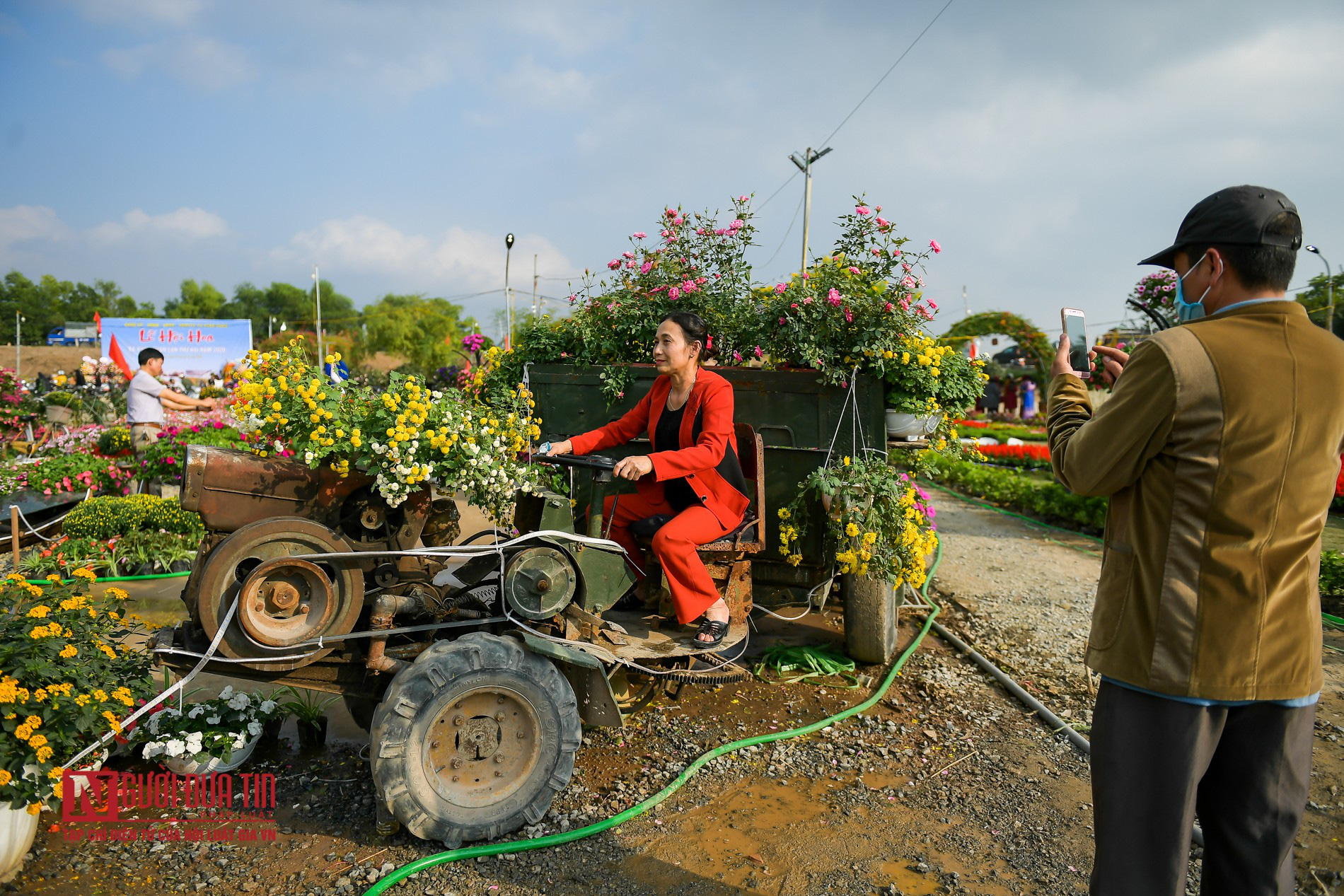 Độc đáo hàng nghìn chậu hoa kết thành bản đồ Việt Nam - Ảnh 12.