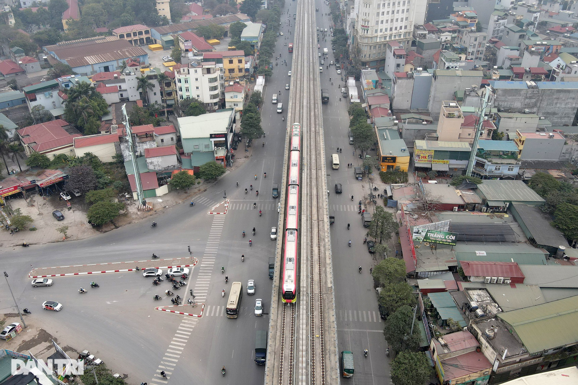 Tàu đường sắt Nhổn - ga Hà Nội lăn bánh trước ngày mở cửa cho nhân dân tham quan đoàn tàu - Ảnh 5.