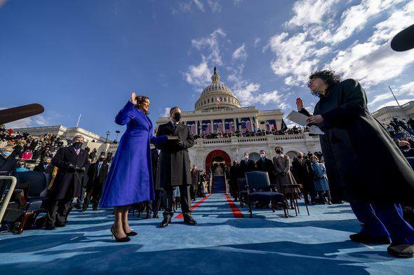 Trump cố tình làm điều này khiến ông Biden phải chờ đợi bên ngoài Nhà Trắng ngày nhậm chức? - Ảnh 2.