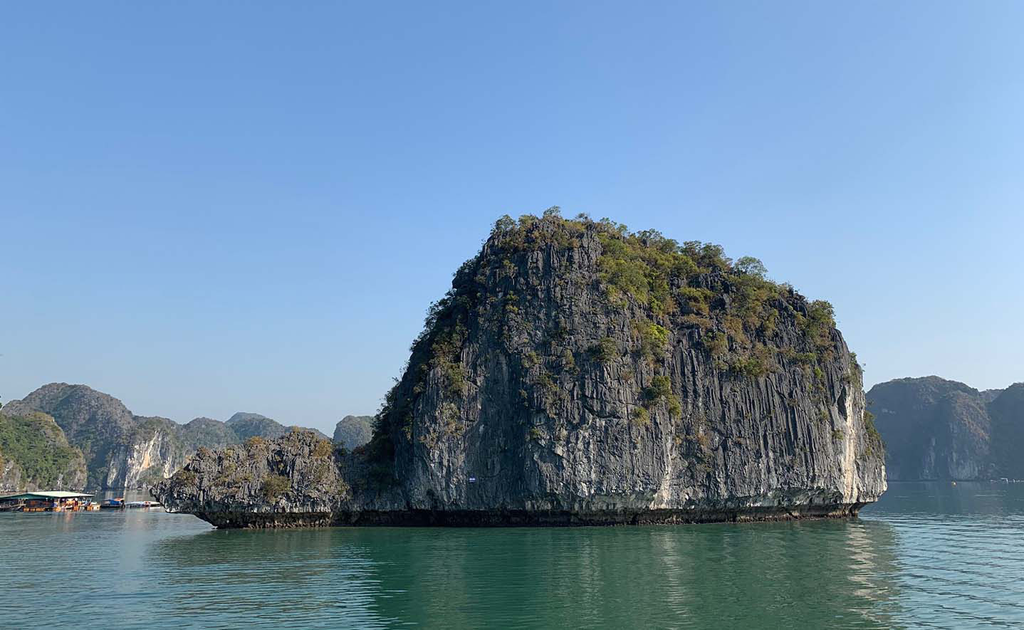 Tour du lịch Tết: Vịnh Lan Hạ, Cát Bà - “Thiên đường bị bỏ quên” - Ảnh 3.