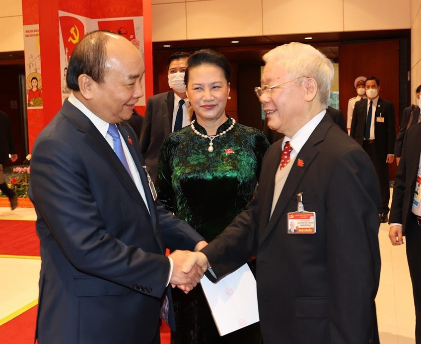 Tổng Bí thư Nguyễn Phú Trọng, Thủ tướng Nguyễn Xuân Phúc và 6 Ủy viên Bộ Chính trị tái cử Trung ương XIII - Ảnh 1.
