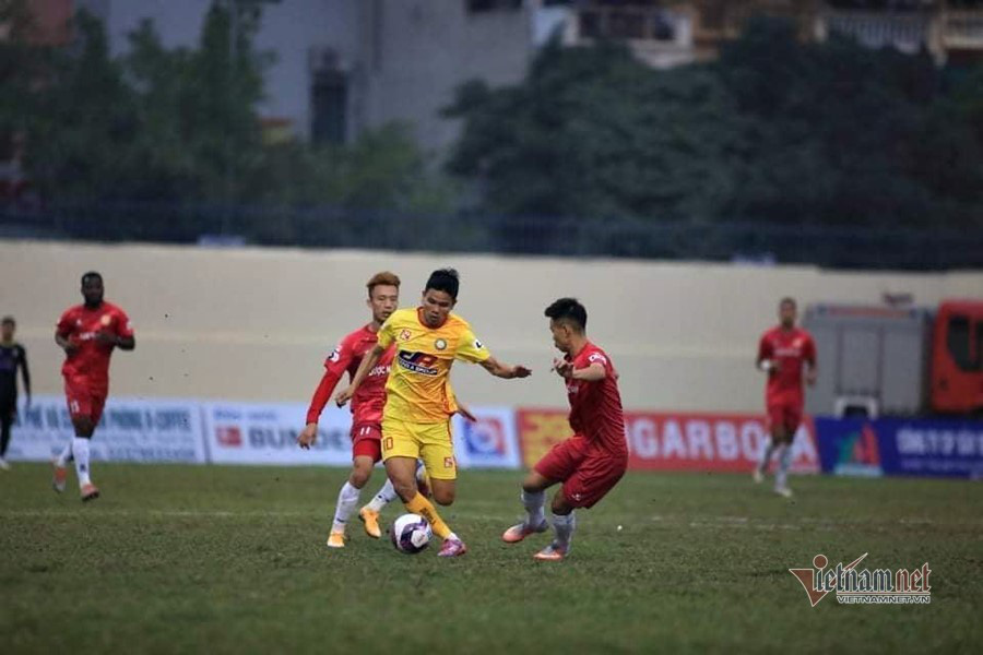 Vòng 3 V.League 2021: Thanh Hóa &quot;vùi  dập&quot; Nam Định - Ảnh 4.