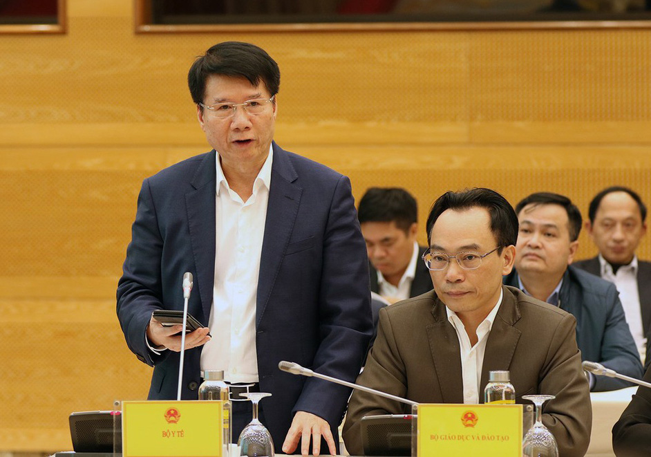 Thứ trưởng Bộ Y tế: Việt Nam đang đàm phán mua vaccin phòng Covid -19 của Trung Quốc và 3 quốc gia - Ảnh 1.