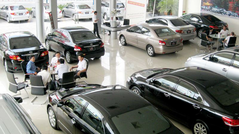 Hãng xe tung đủ “chiêu”, doanh số bán ô tô tăng trưởng tốt giữa đại dịch - Ảnh 1.
