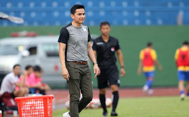 CĐV Thái Lan chê HAGL của Kiatisak đá giống... Thai.League 3 - Ảnh 2.