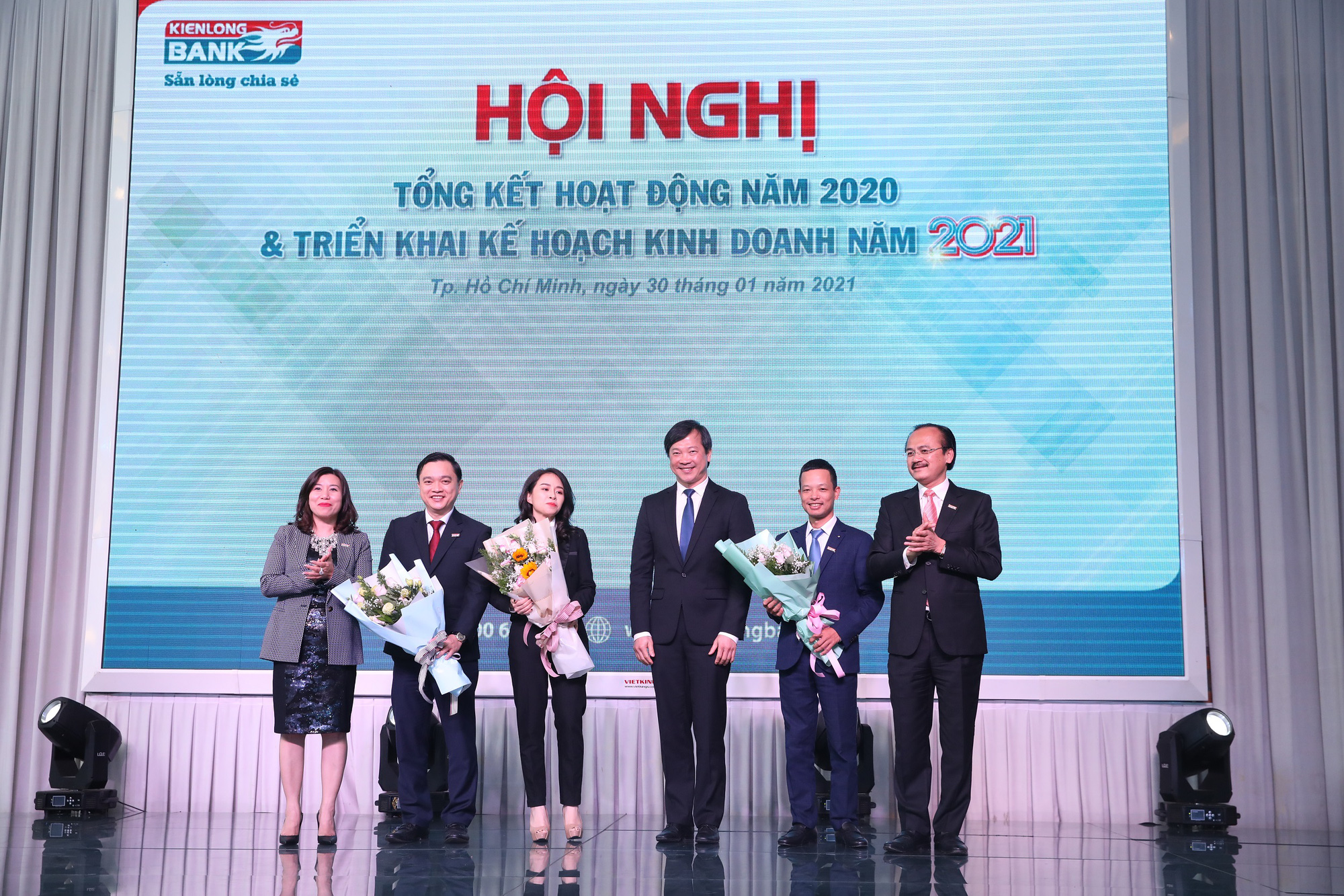 Kienlongbank đề ra mục tiêu lợi nhuận trước thuế năm 2021 là 1.000 tỷ đồng - Ảnh 3.