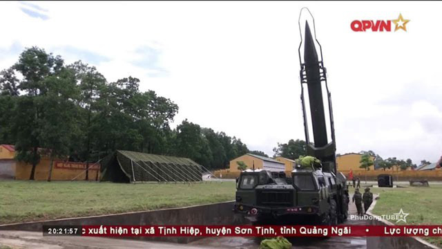 Sức mạnh tổ hợp tên lửa đạn đạo tầm ngắn hàng đầu Việt Nam - Ảnh 10.