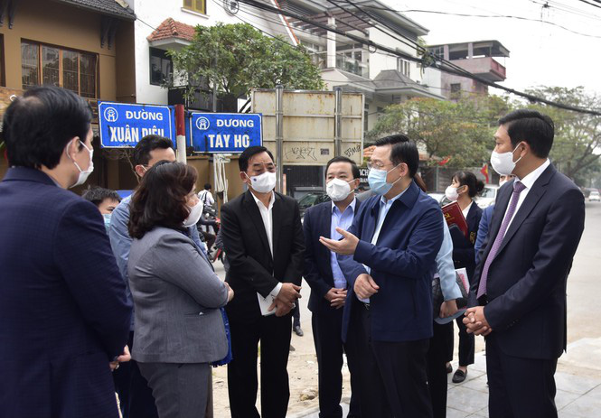 Ông Vương Đình Huệ yêu cầu ''chạy đua với thời gian'' tìm nguồn lây của BN người Nhật mắc Covid-19 tử vong ở Hà Nội - Ảnh 1.