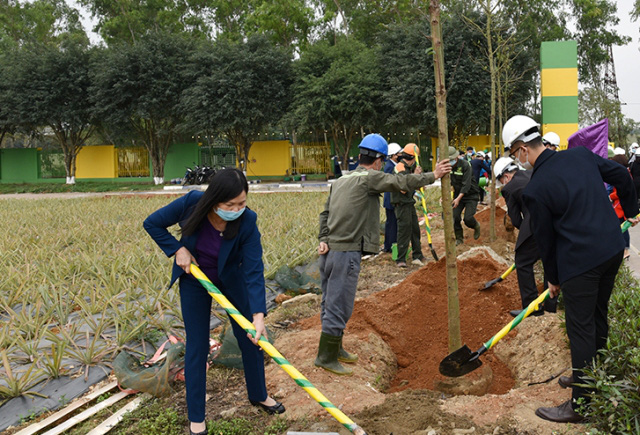 Công ty CP Công nông nghiệp Tiến Nông phấn đấu sản xuất, tiêu thụ trên 215.000 tấn sản phẩm dinh dưỡng cây trồng năm 2021 - Ảnh 3.