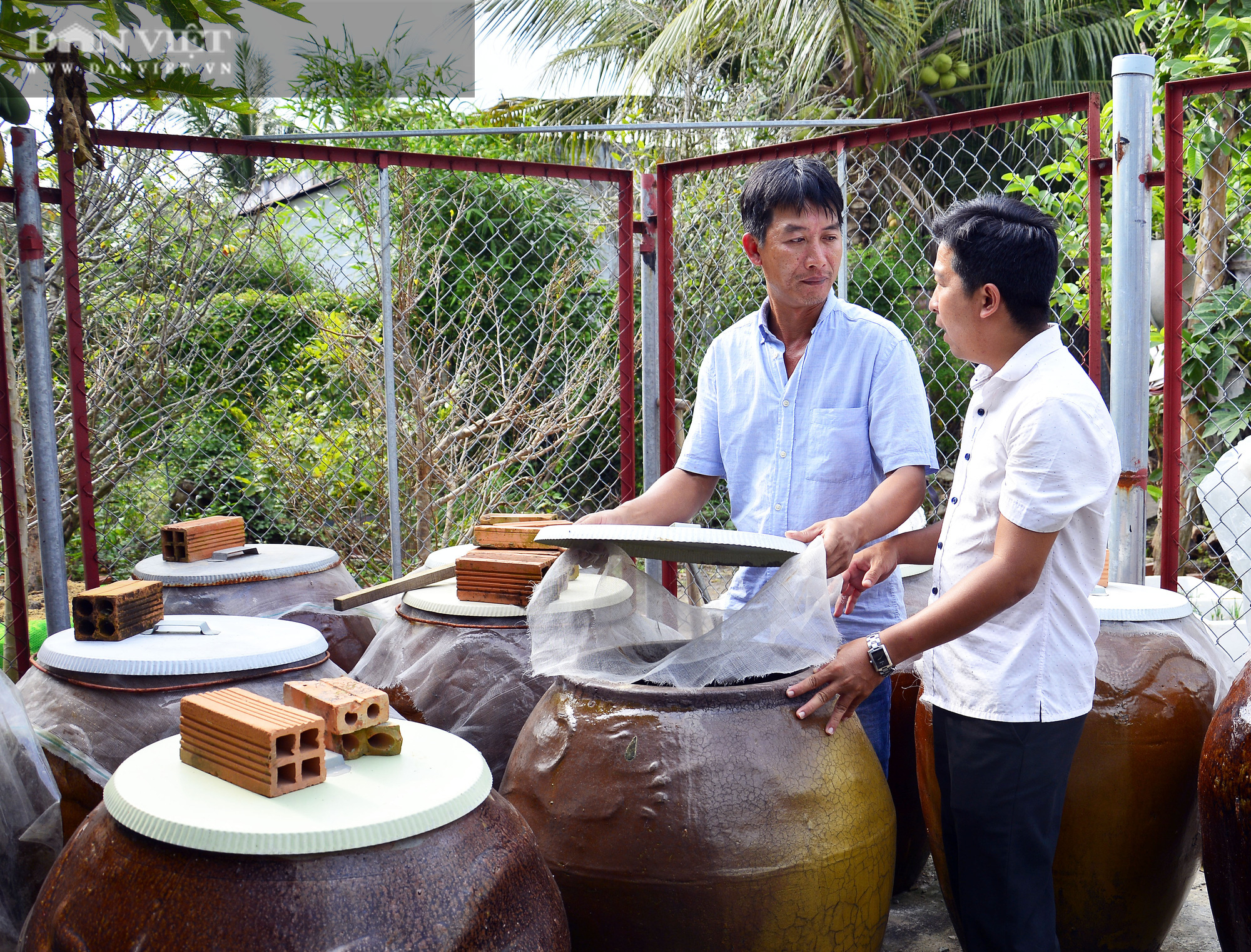 Kiên Giang: Chàng trai với bí quyết làm nước mắm đồng thơm ngon từ các loại cá đặc sản - Ảnh 3.