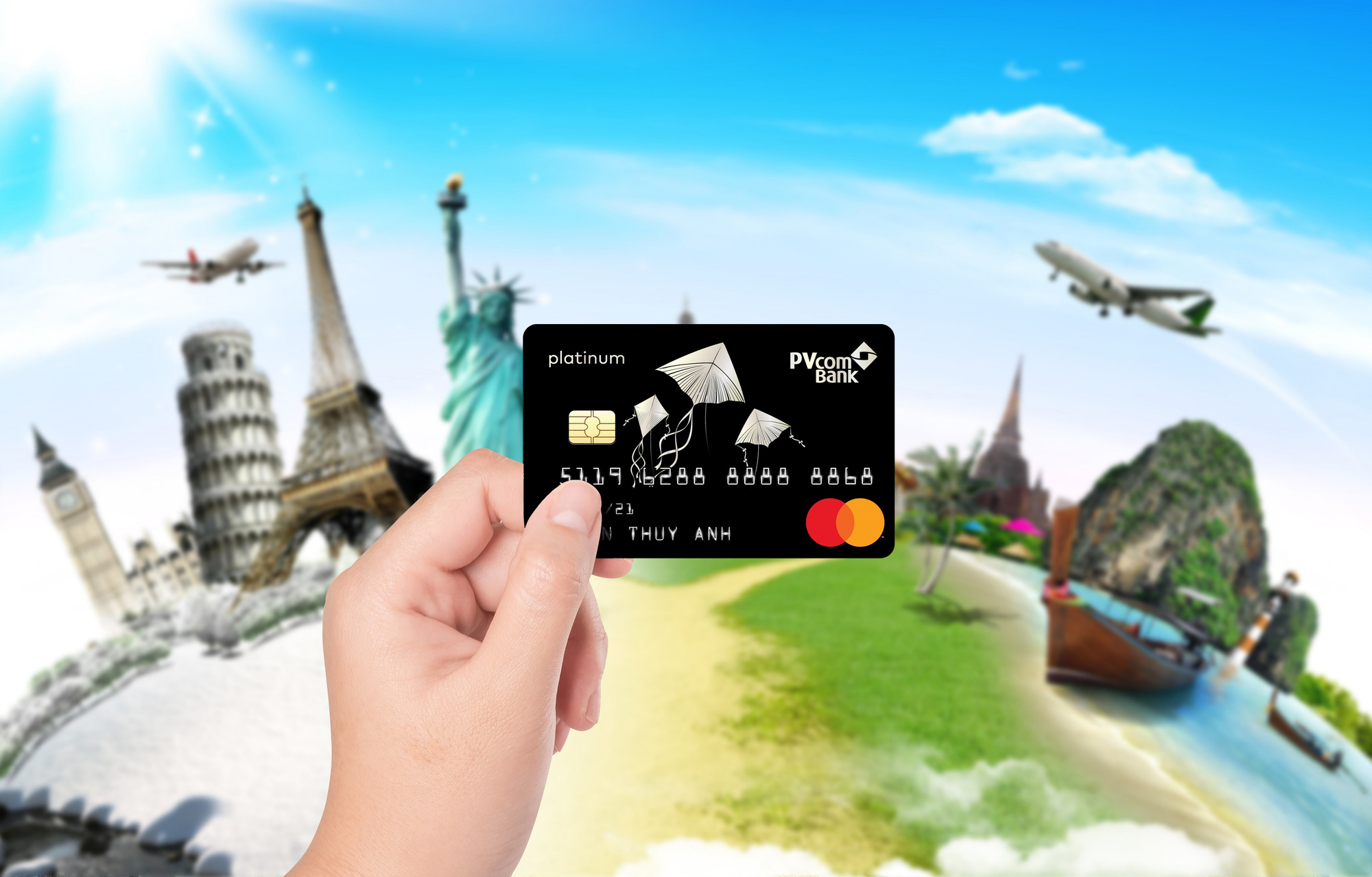 Thẻ PVcomBank Travel – Bạn đồng hành cho những người yêu xê dịch và khám phá - Ảnh 1.