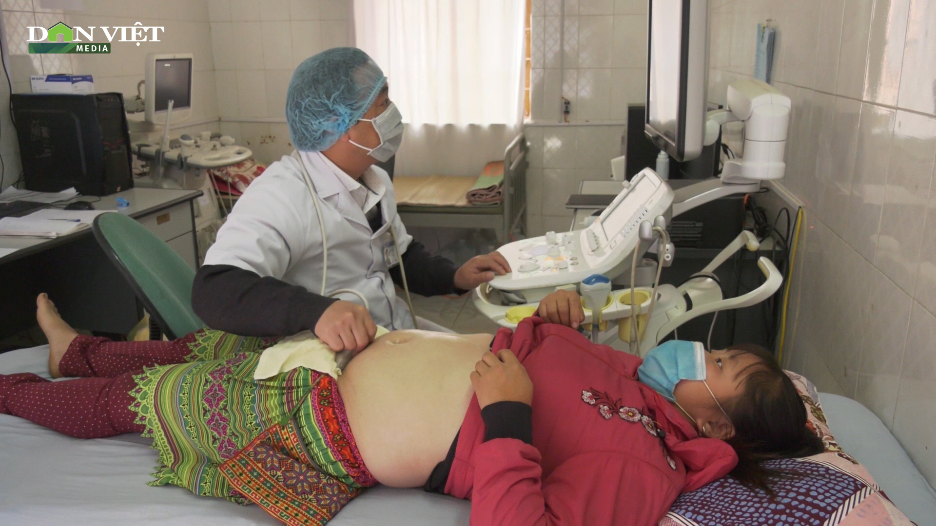 Đầu tư cho y tế, huyện nghèo Si Ma Cai phát huy tối đa vai trò của bệnh viện tuyến cơ sở - Ảnh 3.