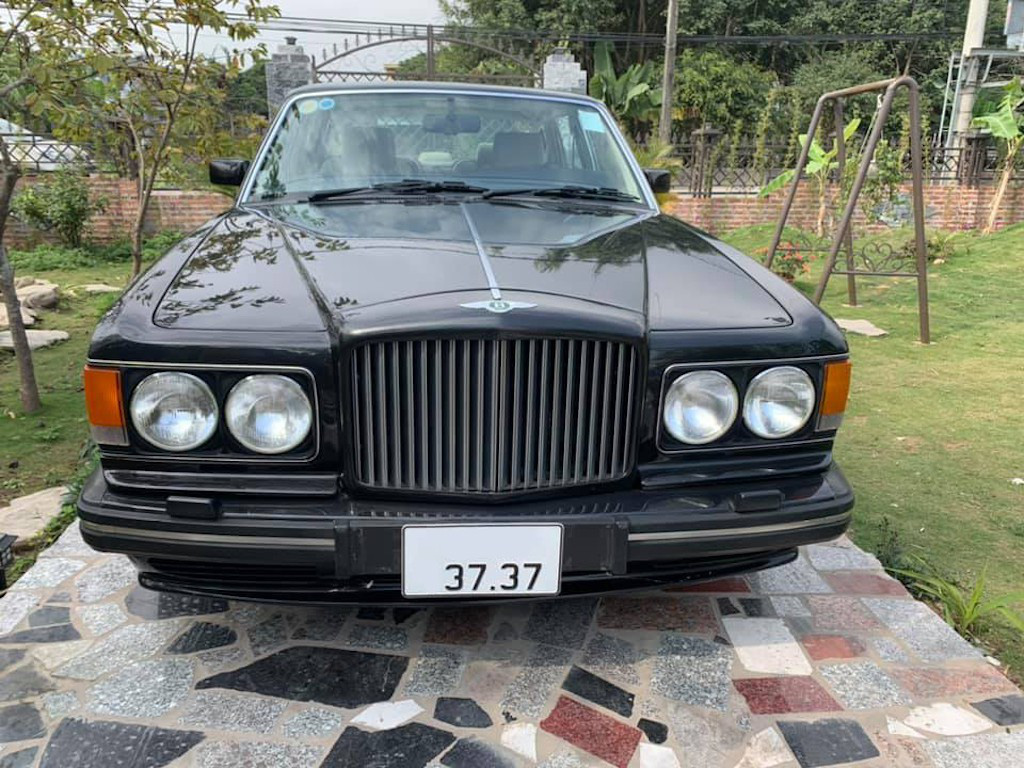Xe sang Bentley cổ hàng hiếm của đại gia Việt vẫn có giá sốc - Ảnh 2.