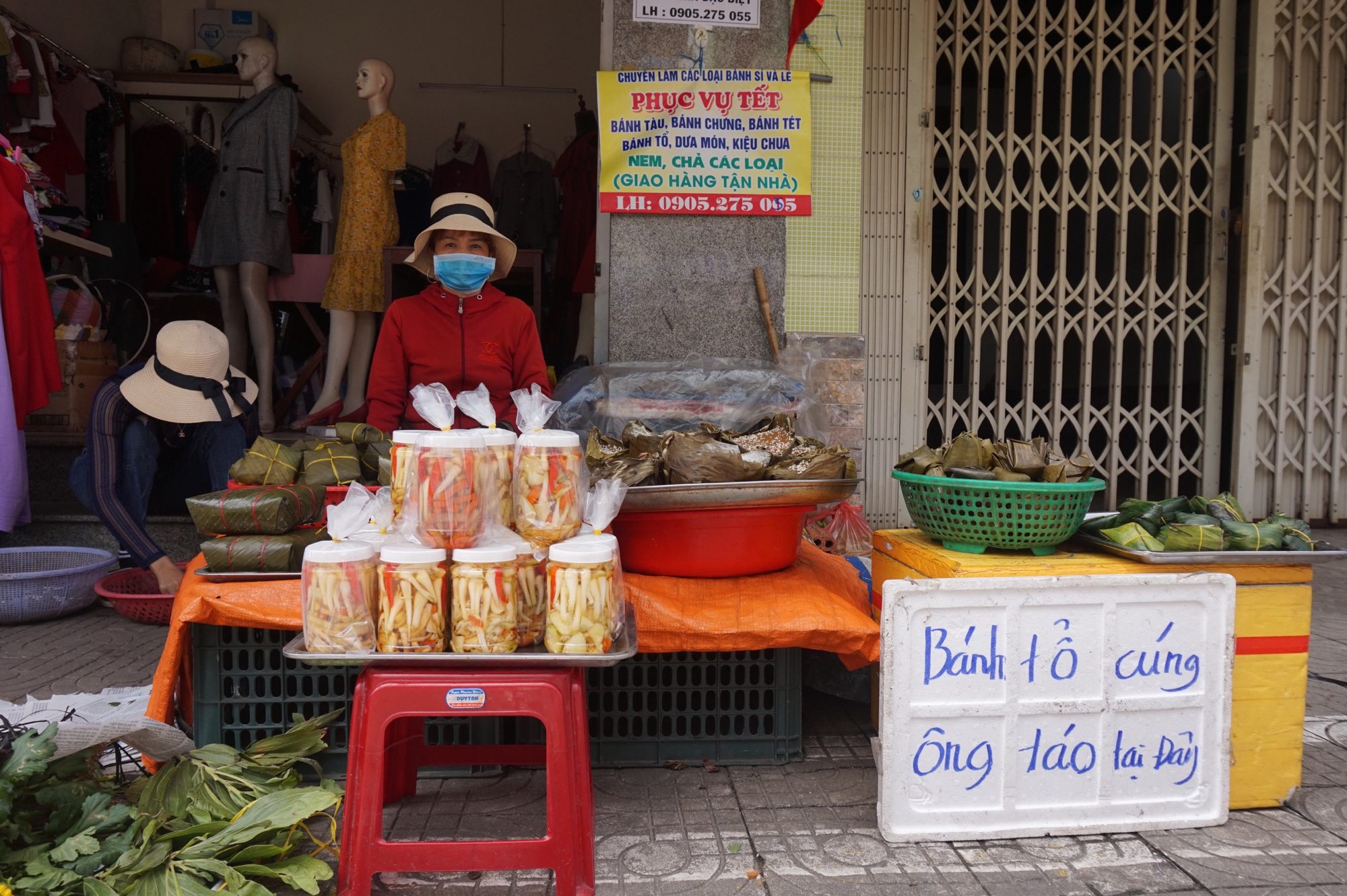 Đà Nẵng: Những mặt hàng nào hút hàng ngày tiễn ông Công ông Táo? - Ảnh 4.