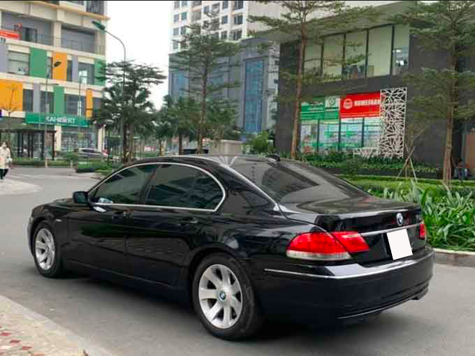 Bán gấp BMW 750i giá chưa tới 400 triệu, chủ xe chia sẻ: 'Xe mới, máy móc chưa từng sửa chữa' - Ảnh 4.