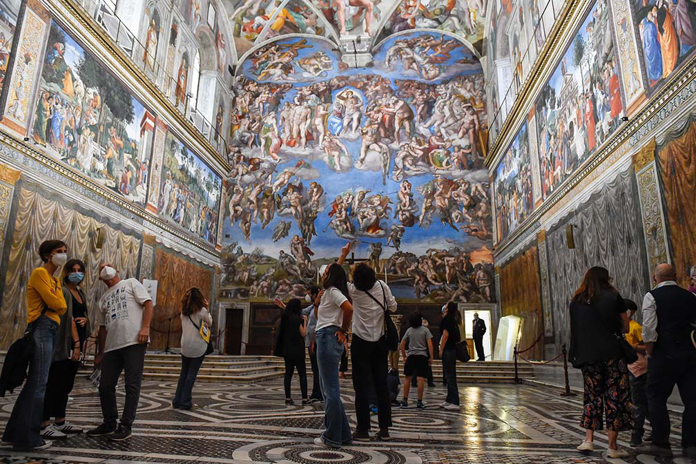 Bảo tàng Vatican ở Ý đã mở cửa trở lại đón du khách - Ảnh 1.