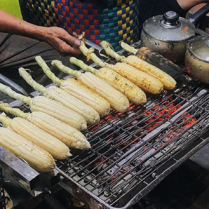 5 món đêm nóng hổi cho ngày lạnh cho du khách - Ảnh 2.