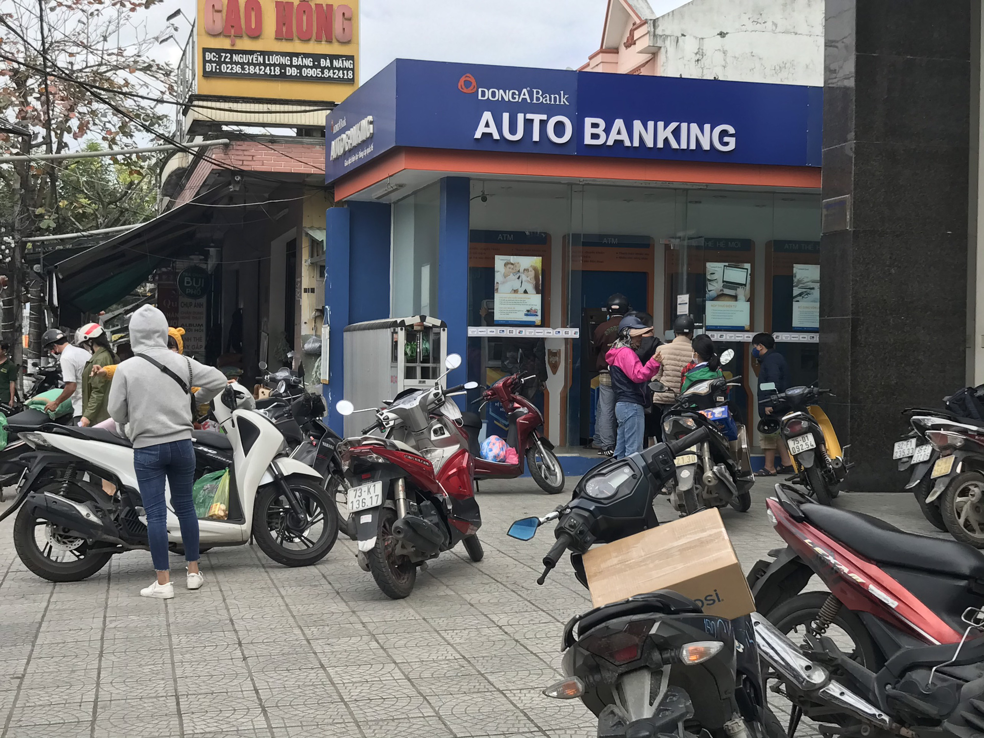 Đà Nẵng: Lại hát điệp khúc gần Tết ATM hết tiền - Ảnh 8.