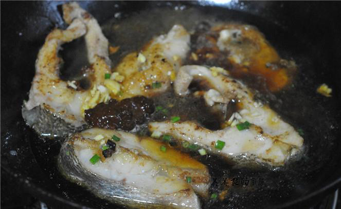 Gia vị tuyệt vời để khử mùi tanh của cá mà bạn không biết, giúp cá kho tộ ngon tuyệt - Ảnh 8.