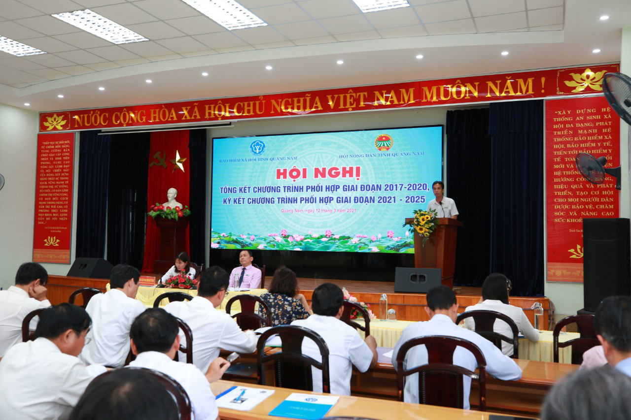 Quảng Nam: Bảo hiểm xã hội và Hội Nông dân tỉnh phối hợp triển khai BHXH, BHYT cho nông dân - Ảnh 3.