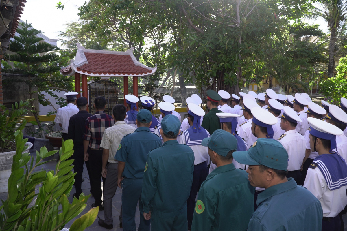 33 năm sự kiện Gạc Ma: Ký ức bi tráng về tinh thần quyết tử để bảo vệ chủ quyền biển đảo - Ảnh 1.