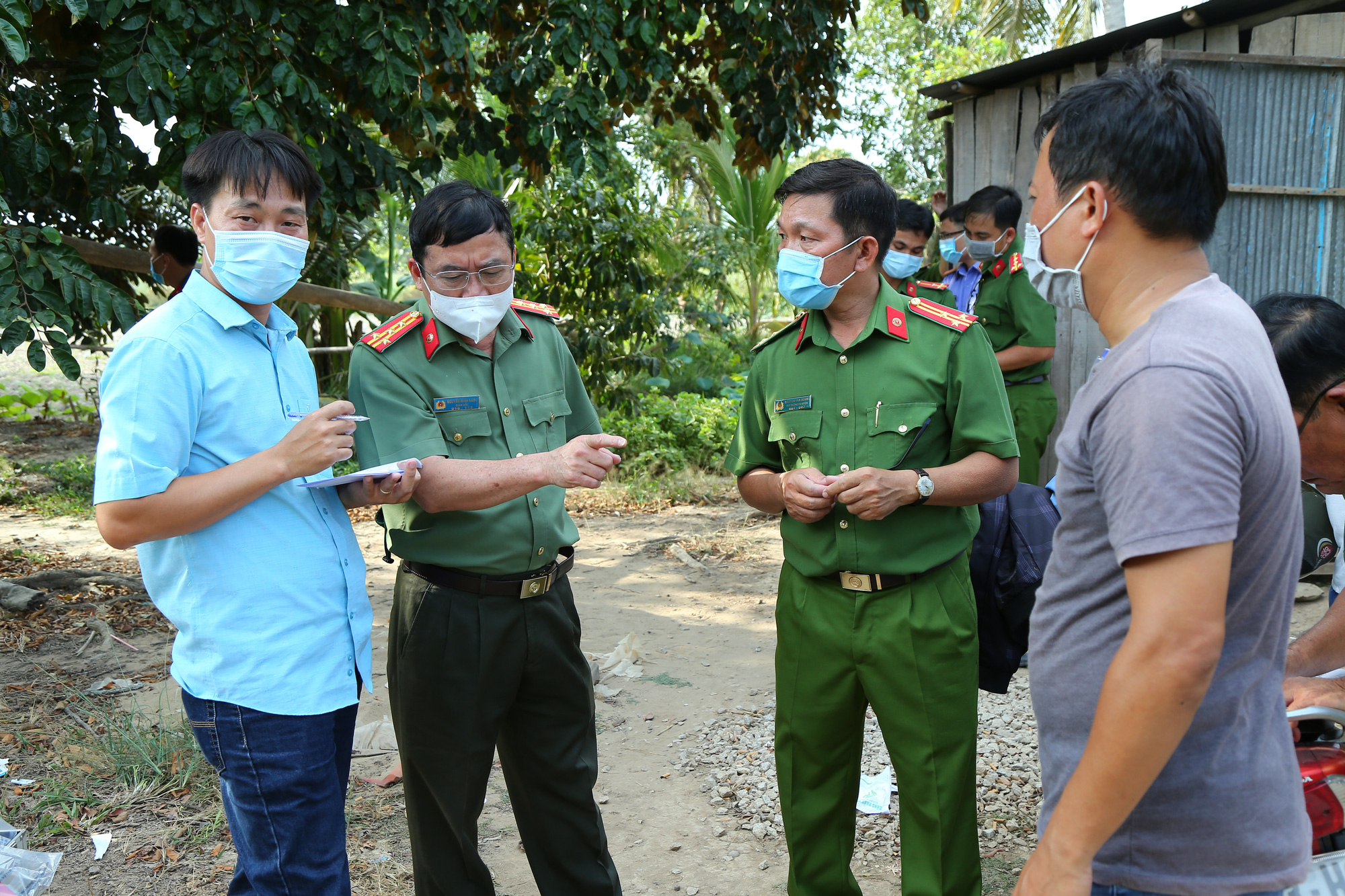 Sóc Trăng: Người đàn ông chết trong chòi lá trên người có nhiều về thương - Ảnh 2.