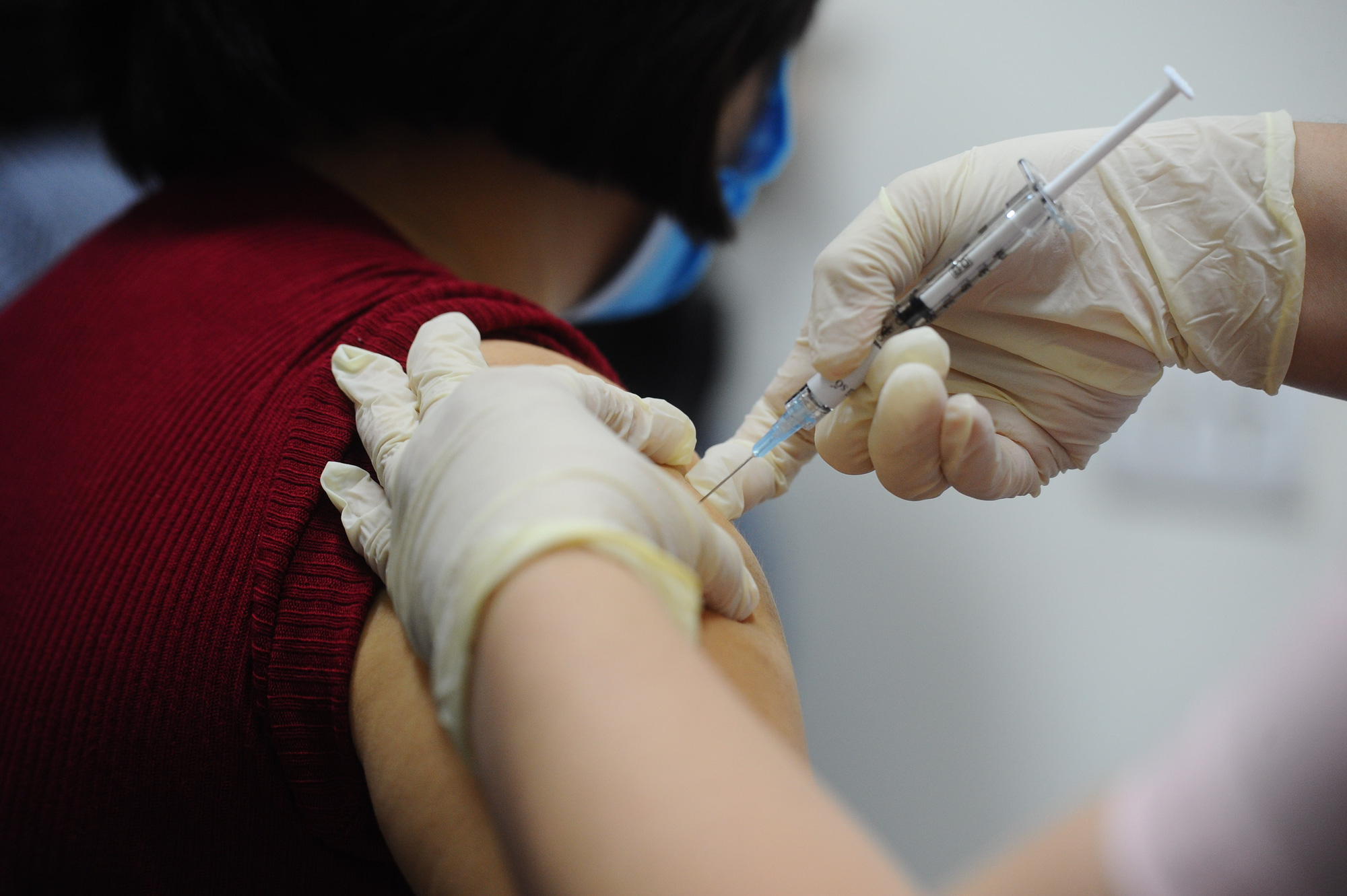 Ảnh: Những mũi tiêm đầu tiên thử nghiệm vắc xin Covid-19 COVIVAC do Việt Nam sản xuất - Ảnh 8.