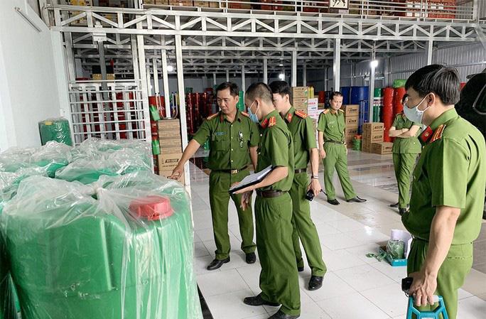 Vụ lừa chạy điều chuyển Giám đốc Công an tỉnh với giá 20 tỷ: Nhiều trinh sát bí mật xác minh vị đại gia trẻ thành đạt - Ảnh 1.