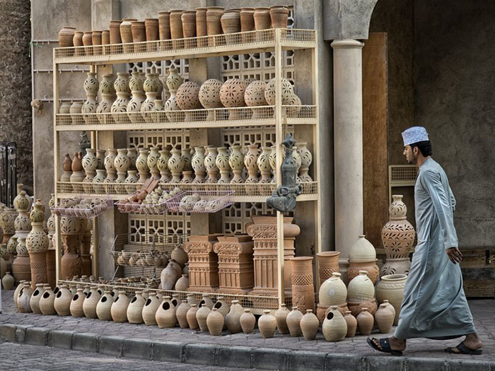 Điểm đến đặc sắc - “thị trấn phép thuật” diệu kỳ Bahla, Oman - Ảnh 6.