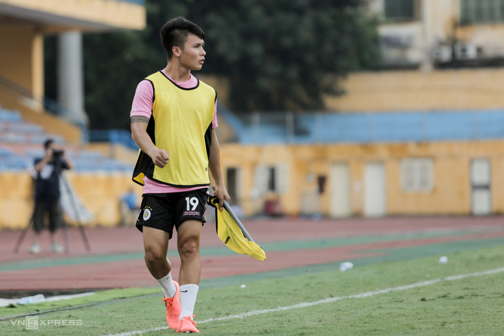 Tin sáng (16/3): Hà Nội FC lại nhận tin dữ về Quang Hải - Ảnh 1.