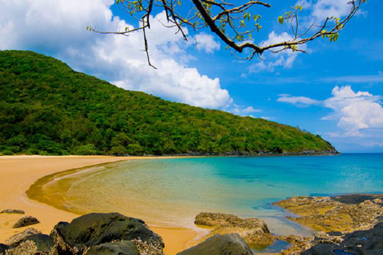 Du lịch Côn Đảo: Giá vé đắt đỏ 8 triệu 1 người