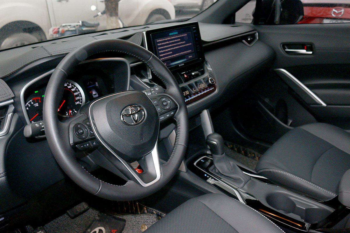 Toyota Corolla Cross mới đăng ký 3 tháng, rao bán giá ngỡ ngàng - Ảnh 5.