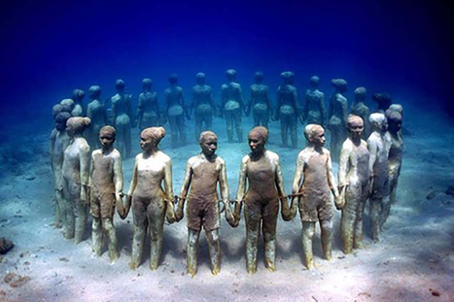 Độc đáo triển lãm dưới đại dương với tác phẩm điêu khắc nặng 10 tấn - Ảnh 8.