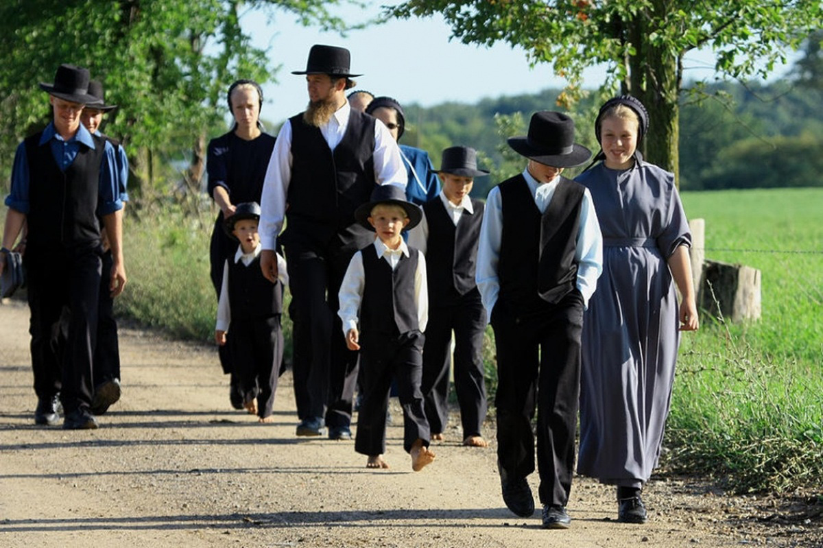 Cuộc sống kỳ lạ của tộc người Amish chối bỏ ô tô, tivi... giữa lòng nước Mỹ - Ảnh 8.