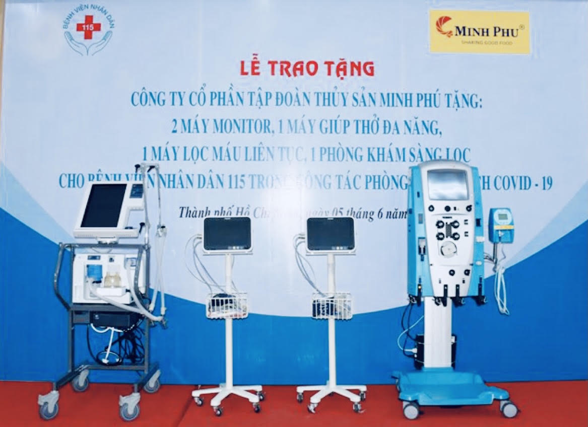 Tập đoàn Minh Phú trao tặng Bệnh viện 115 phòng khám sàng lọc phòng chống dịch Covid-19 - Ảnh 2.