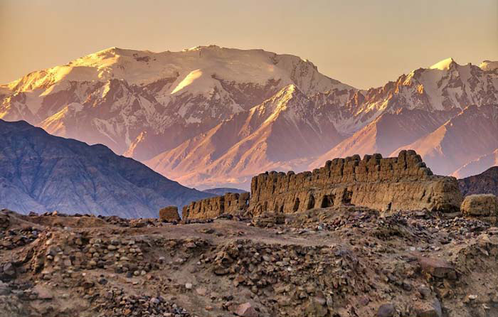 Hành trình xuyên “nóc nhà thế giới”, khám phá thị trấn Tashkurgan “Tây” nhất Trung Quốc - Ảnh 6.