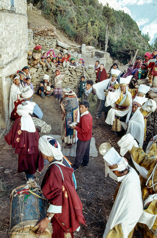 Những người đẹp “đa phu” Nyinba nổi tiếng của Nepal khiến bao người “ngưỡng mộ” - Ảnh 7.