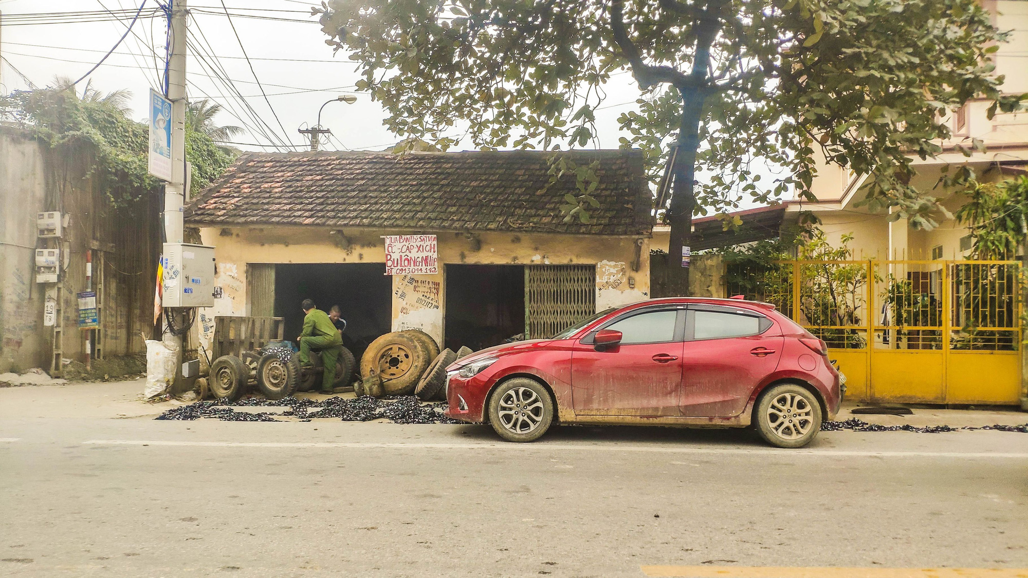 Lái Mazda 2 đi xuyên Việt, chủ xe chia sẻ ngỡ ngàng - Ảnh 3.