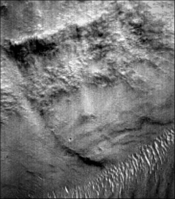 Sự thật bất ngờ phía sau những phát hiện kỳ dị, chấn động trên sao Hỏa - Ảnh 4.
