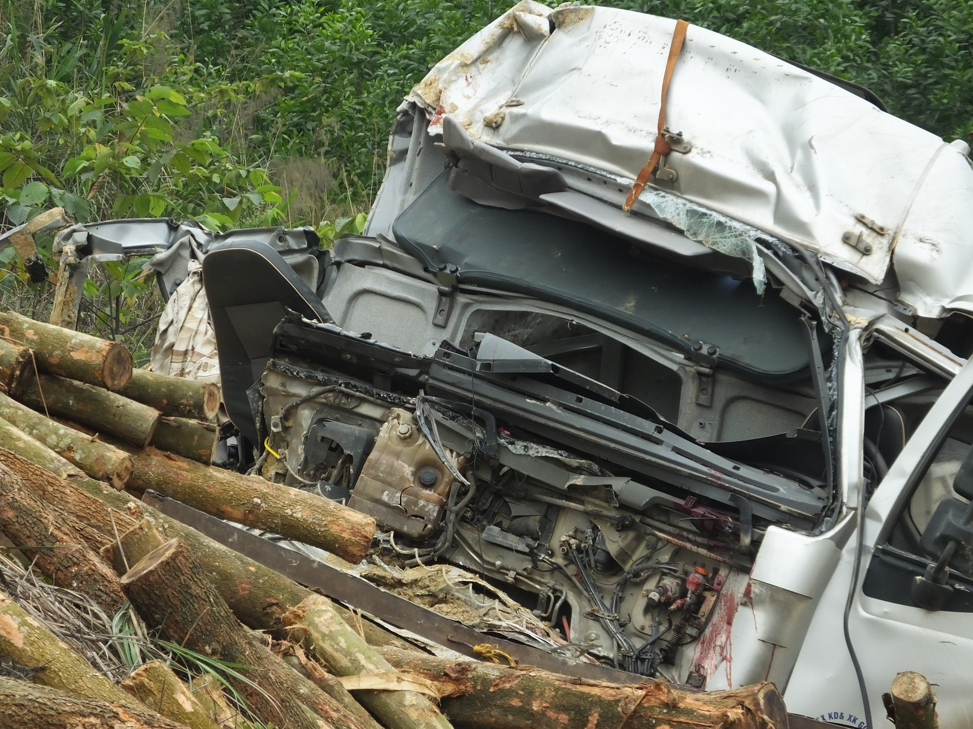 Cục Đăng kiểm Việt Nam thông tin về xe tải gặp nạn tại Thanh Hóa khiến 7 người tử vong - Ảnh 2.