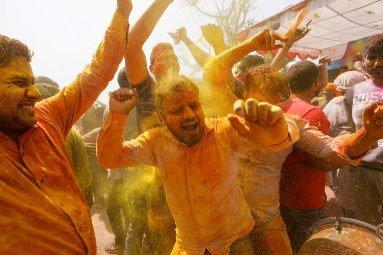 Nguy cơ lây lan dịch từ lễ hội Holi ở Ấn Độ - Ảnh 5.