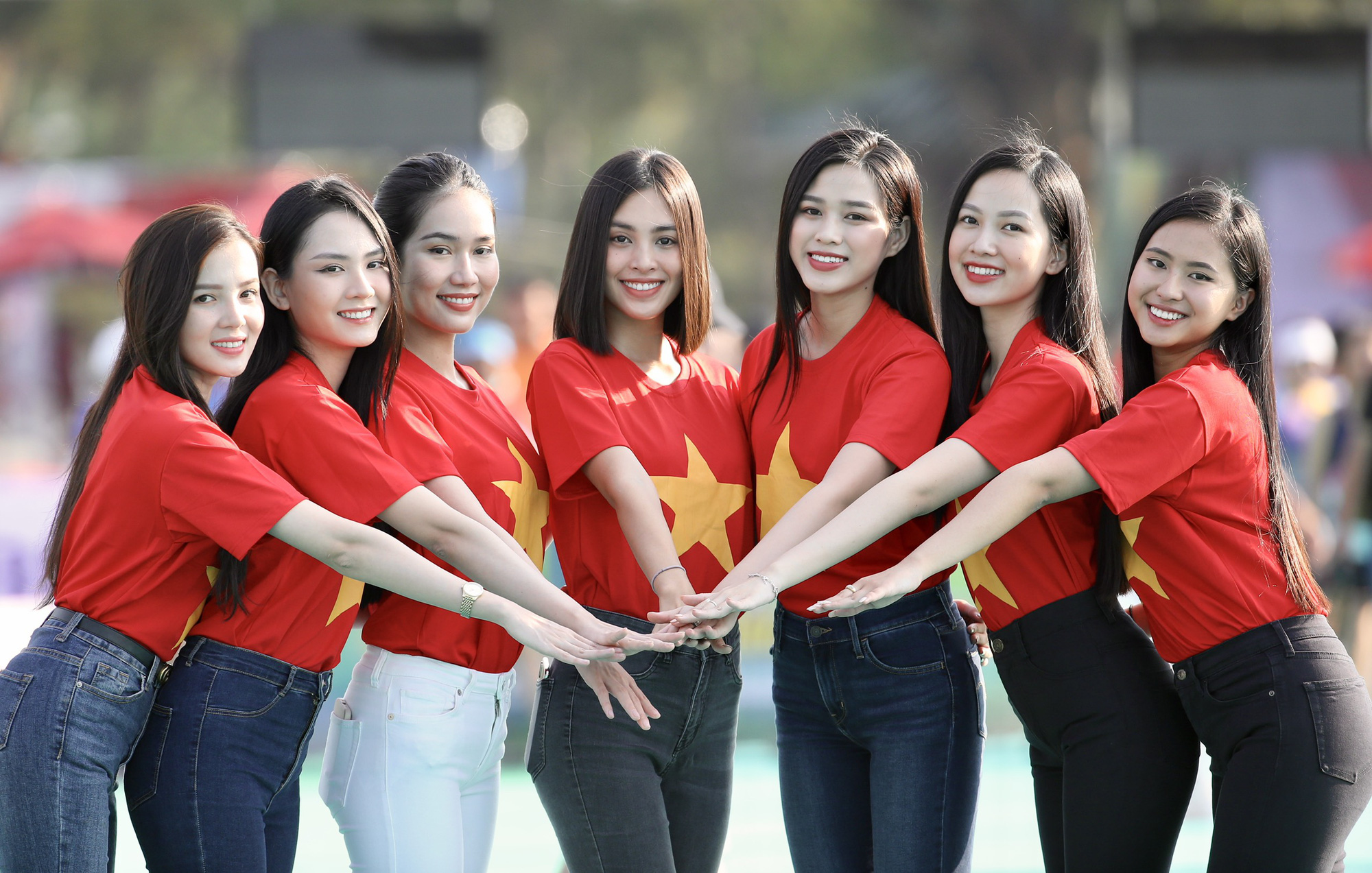 Lễ thượng cờ Tiền Phong Marathon 2021: Quốc kỳ Việt Nam tung bay với khát vọng hùng cường - Ảnh 8.