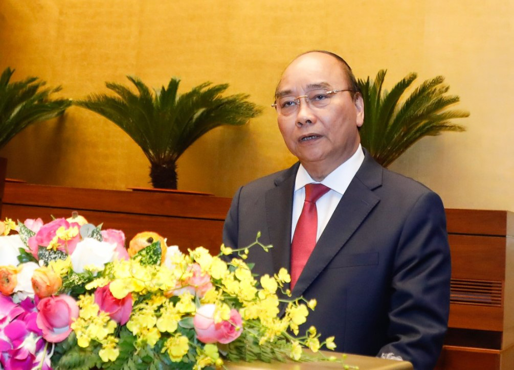 Thủ tướng Nguyễn Xuân Phúc ứng khẩu 2 câu thơ vui sau khi quán triệt Nghị quyết Đại hội XIII - Ảnh 1.