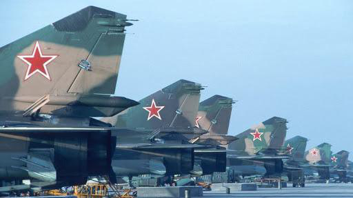 [ẢNH] Giải mật vụ 100 máy bay Liên Xô suýt tấn công hạt nhân NATO - Ảnh 15.