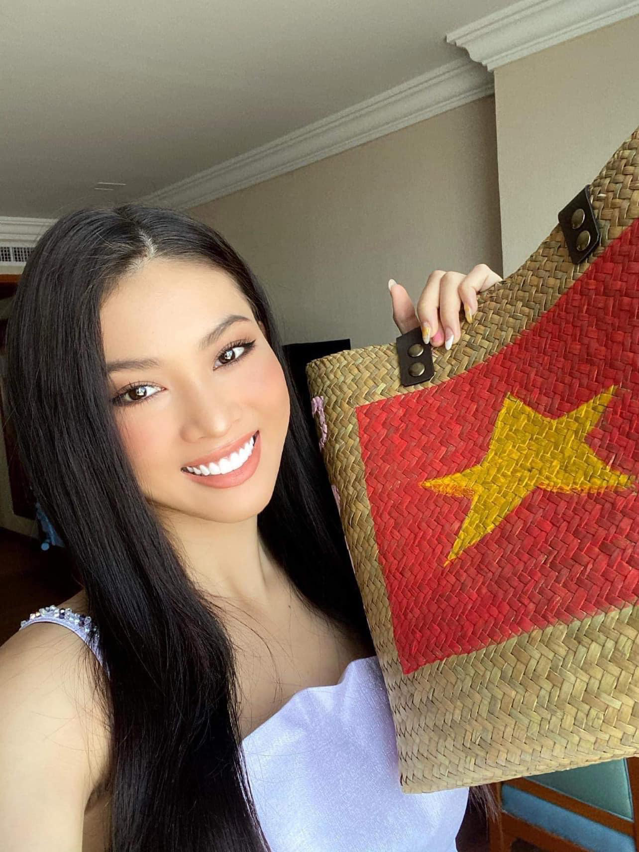 Nỗi “dằn vặt” của Á hậu Ngọc Thảo khi để tuột mất ngôi vị Miss Grand 2020 - Ảnh 3.