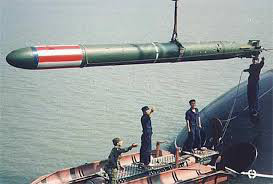 Chiêm ngưỡng khoảnh khắc ngư lôi Việt Nam phóng ra từ tàu chiến cực hiếm - Ảnh 6.