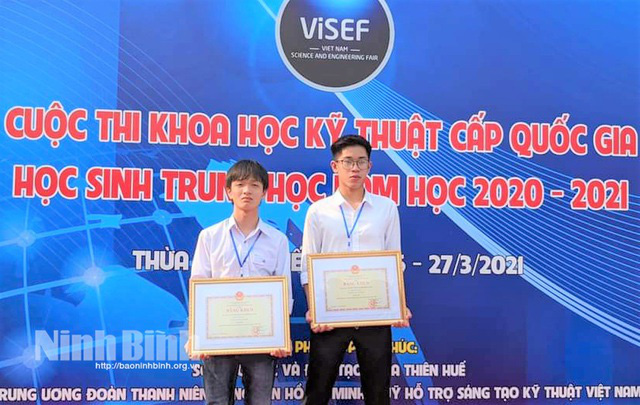 Sở GD-ĐT Ninh Bình lên tiếng về giải nhất cuộc thi KHKT quốc gia cho học sinh gây xôn xao? - Ảnh 1.