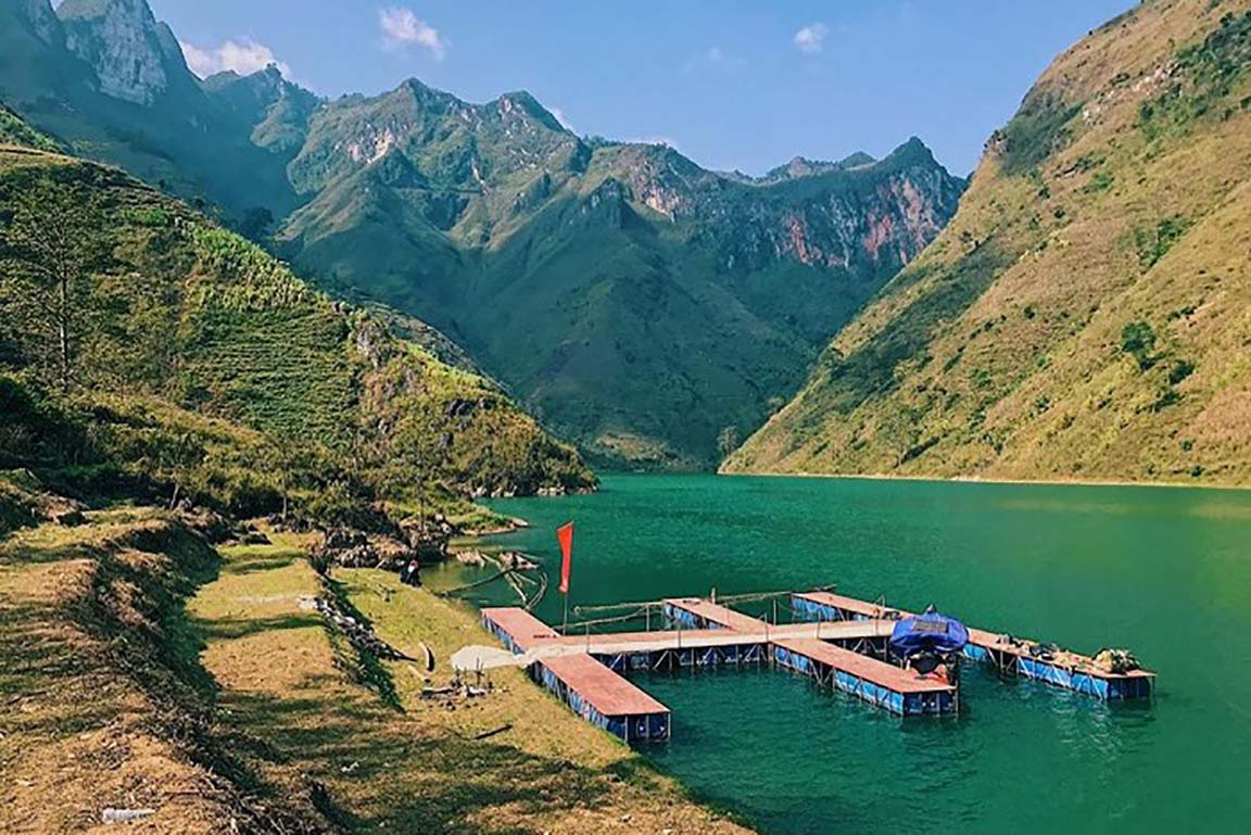 Du lịch Hà Giang: Đi thuyền trên sông Nho Quế có gì hay? - Ảnh 11.