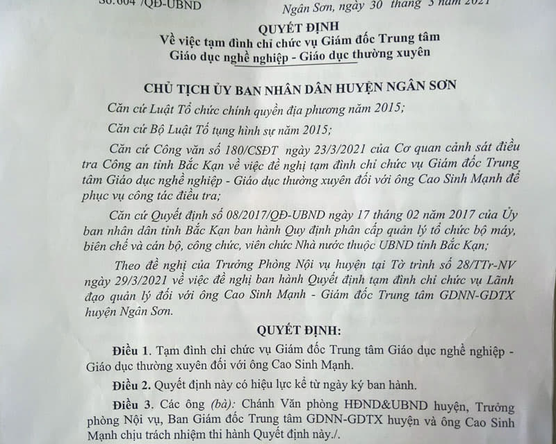 Bắc Kạn: Không đứng lớp vẫn nhận tiền, một Giám đốc Trung tâm GDNN-GDTX bị đình chỉ - Ảnh 1.