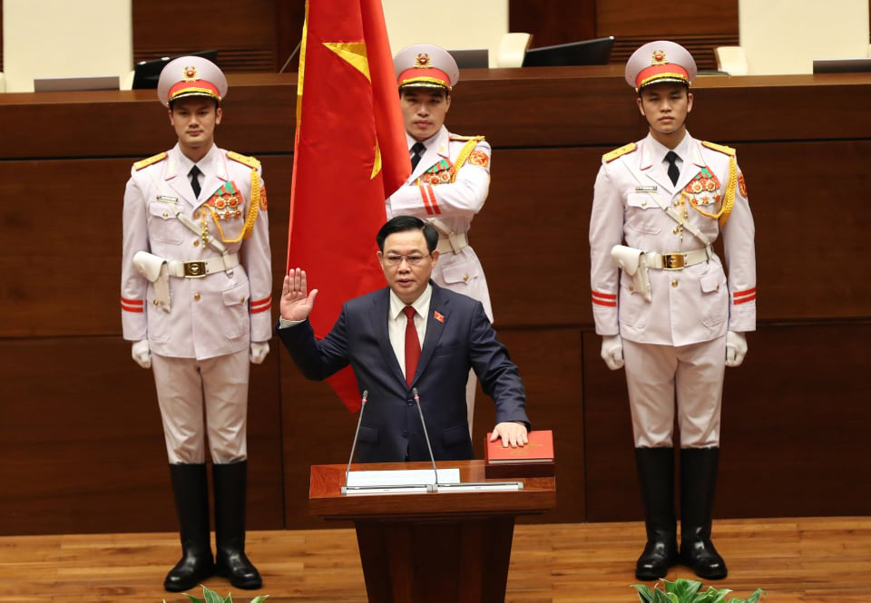 Ủy viên Bộ Chính trị Vương Đình Huệ tuyên thệ nhậm chức Chủ tịch Quốc hội - Ảnh 2.